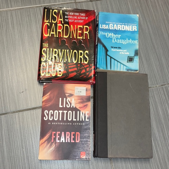 Bundle four fiction books by lisa Gardner and lisa Scottline - Picture 3 of 6